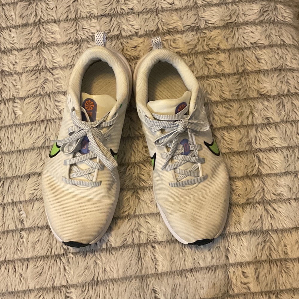 Nike White Sneakers with Green Details